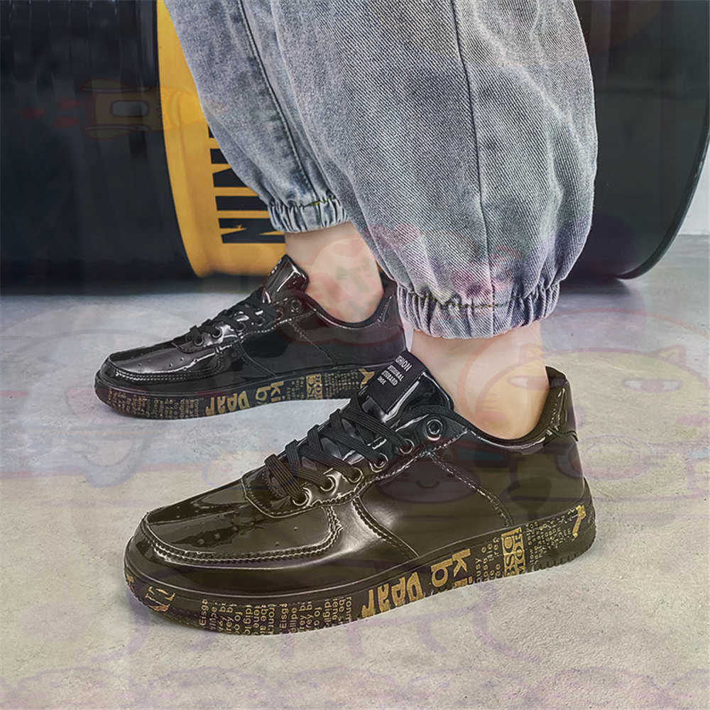 Round Foot Size 45 Sneakers Wh - Tech Guy Accessories のレビューと価格